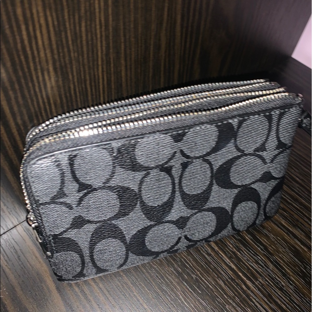 Mk wristlet